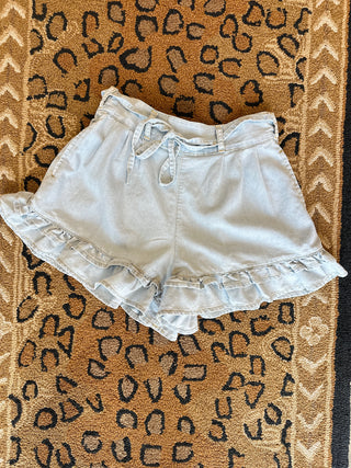 Ruffle Bottom Denim Short in Light or Medium Wash