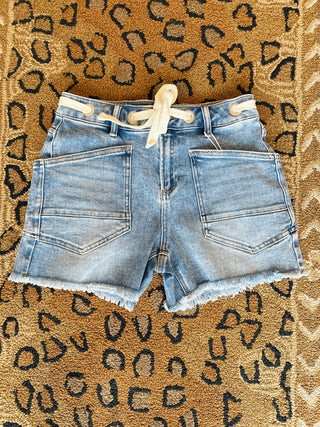 Risen Eyelet Belt Short