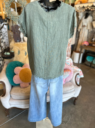 Linen V Neck Tee in Khaki