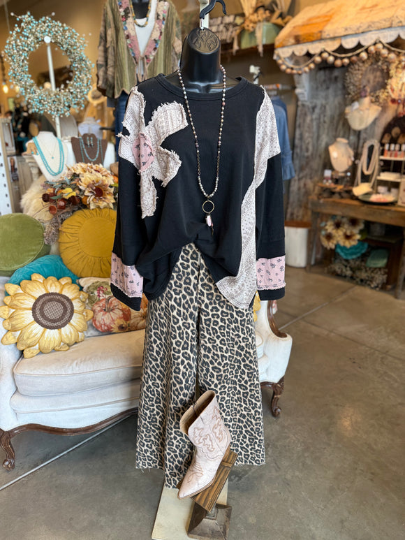 Ash Daisy Patch Pullover