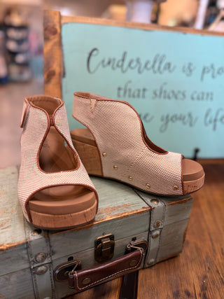 Corkys Frisky in Bourbon Combo