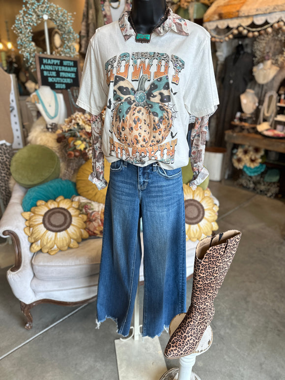 Howdy Pumpkin Graphic Tee