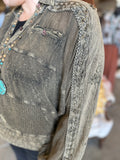 Gravel Embroidered Blouse