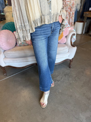 Risen Double Button Crop Jean