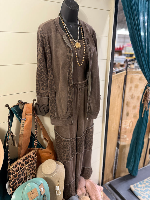 Ash Oak Cheetah Pant