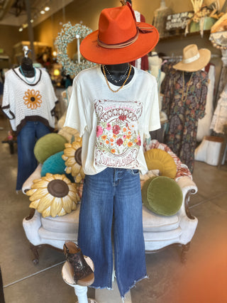 Retro Grow Freely Wildflower Graphic Tee