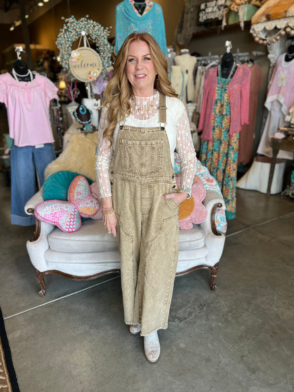 Daisy Print Overalls in Walnut