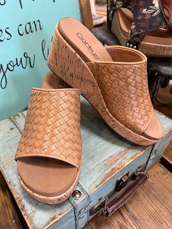 Corkys Wine and Dine Sandal in Caramel