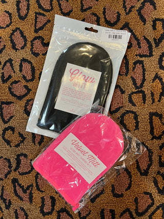 Glow Mitt in Pink or Black